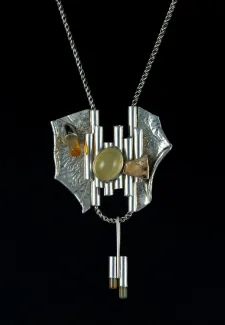 Necklace with silver, agate, moonstone, gold and diamond.