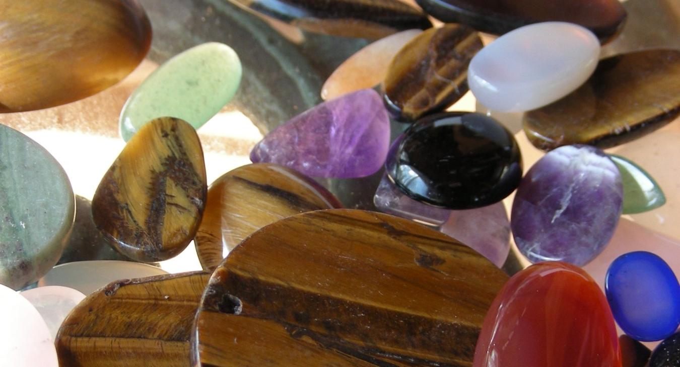 Assortment of gems