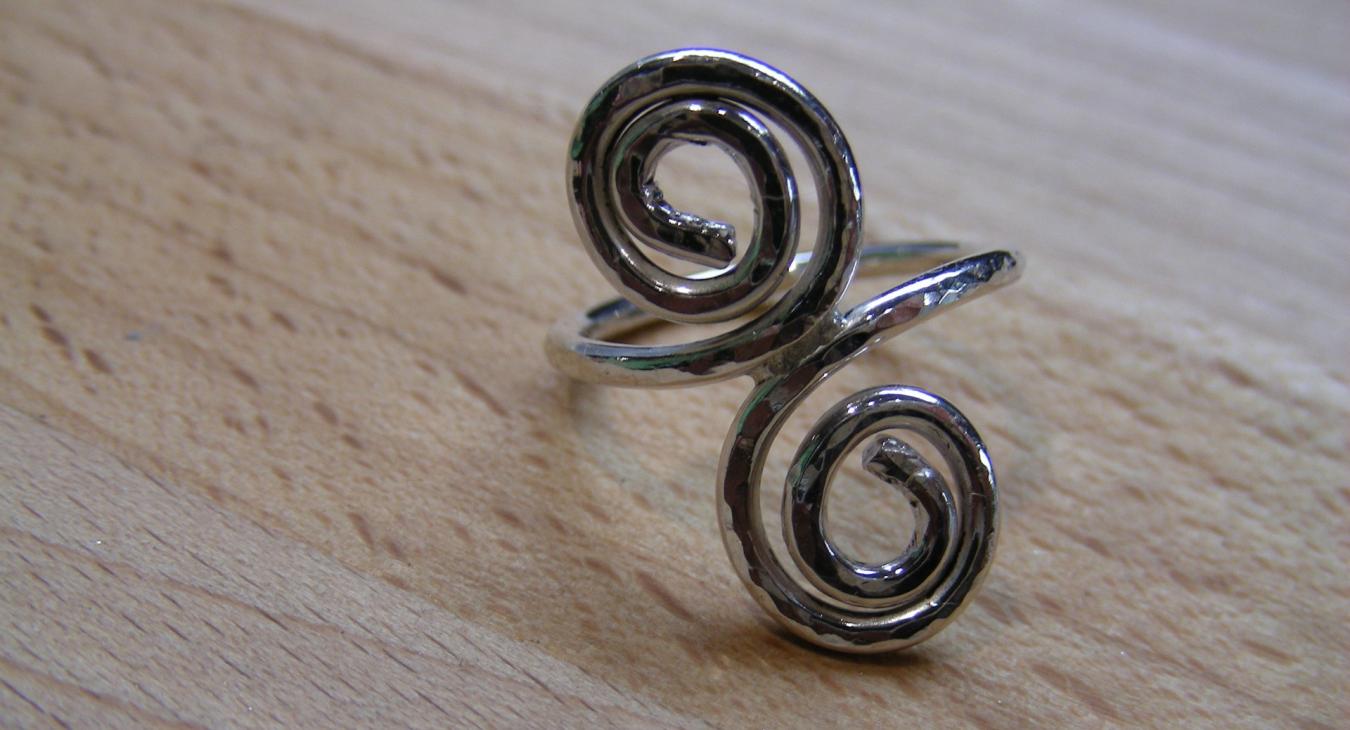 Silver swirl ring