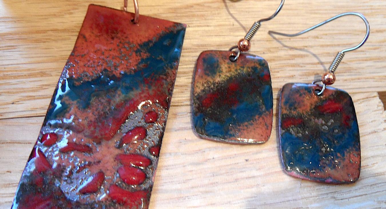 Copper enameling pendant and earrings