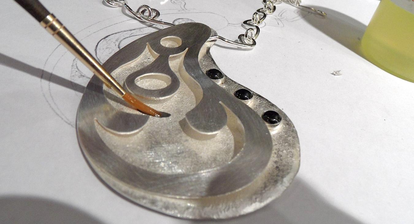 Painting oxidizing agent on the backing 