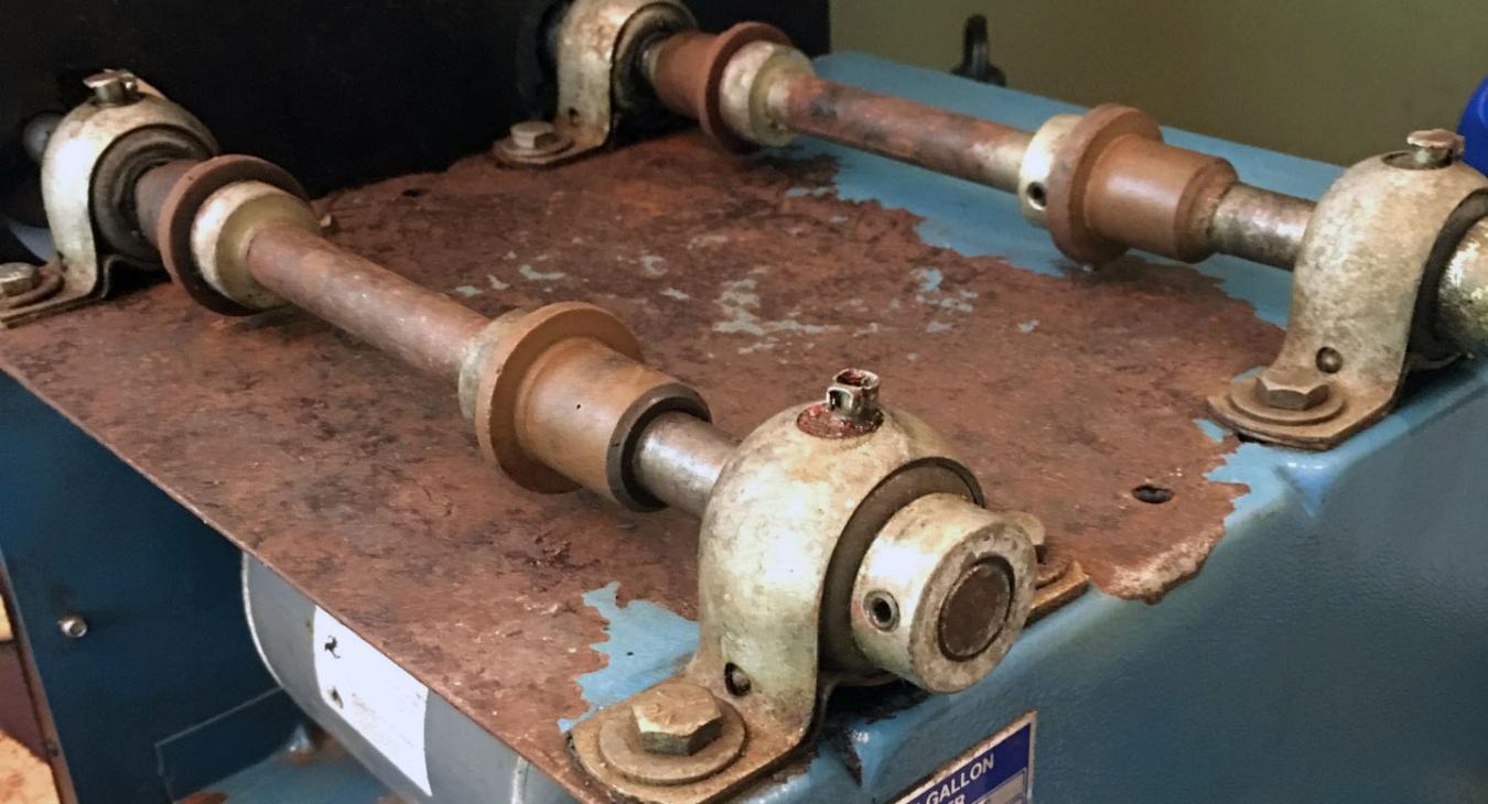 tumbler covered in rust on top
