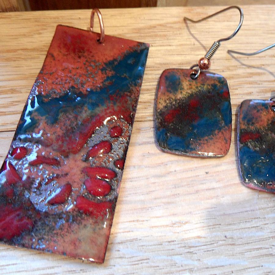 Copper enameling pendant and earrings
