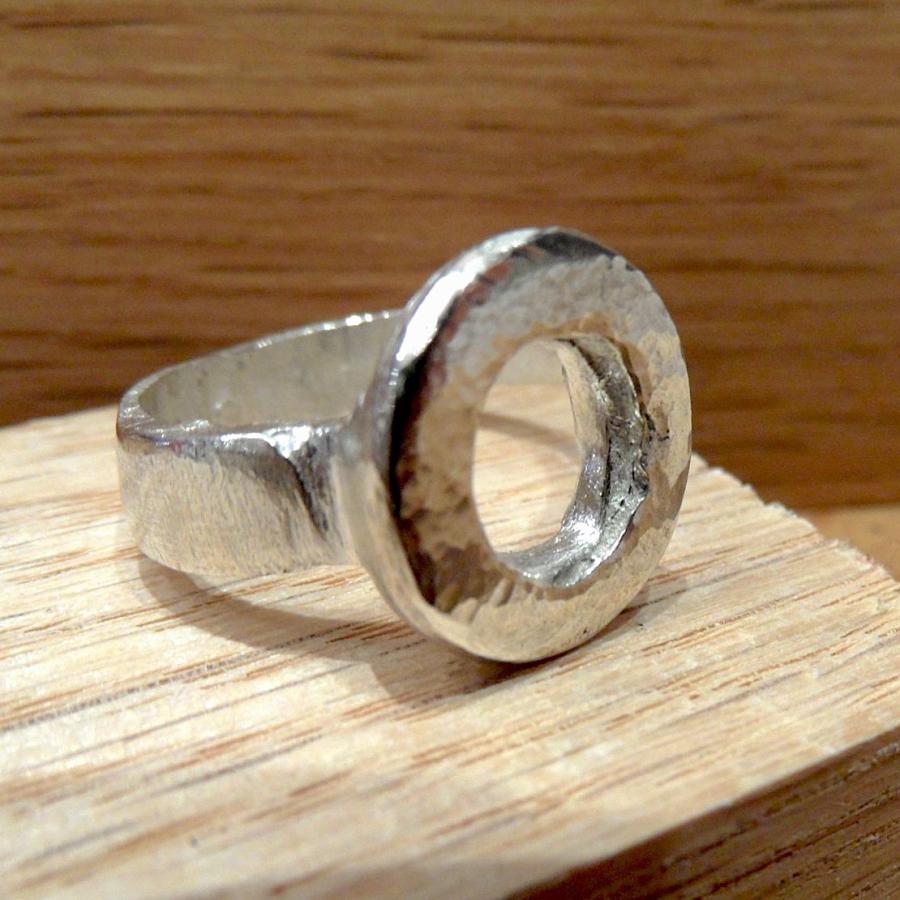 Ring with loop