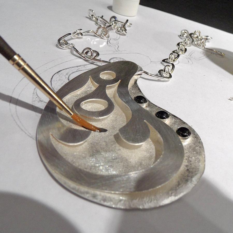 Painting oxidizing agent on the backing 