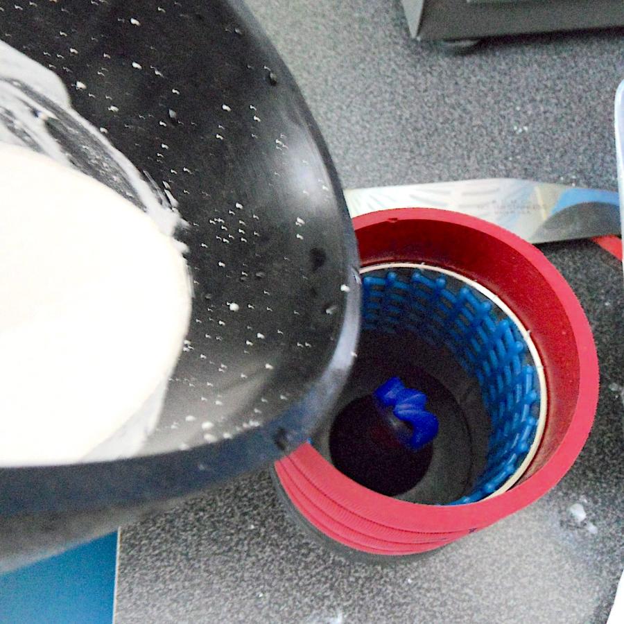 Pouring the investment