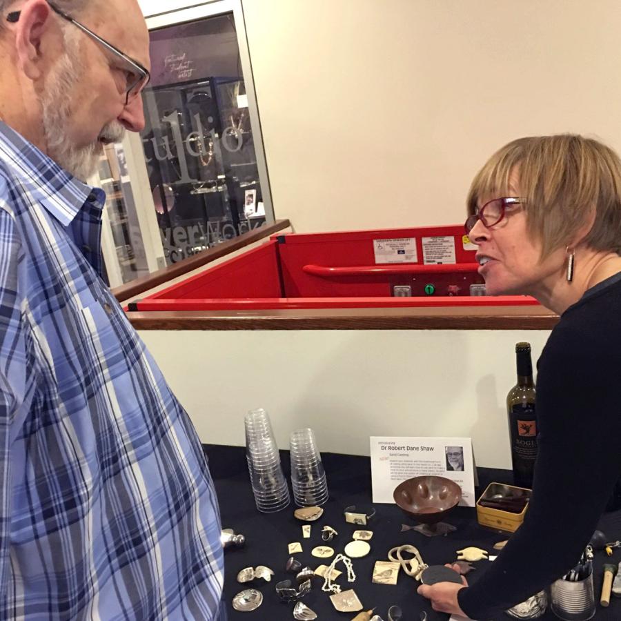 Robert and Helena in conversation