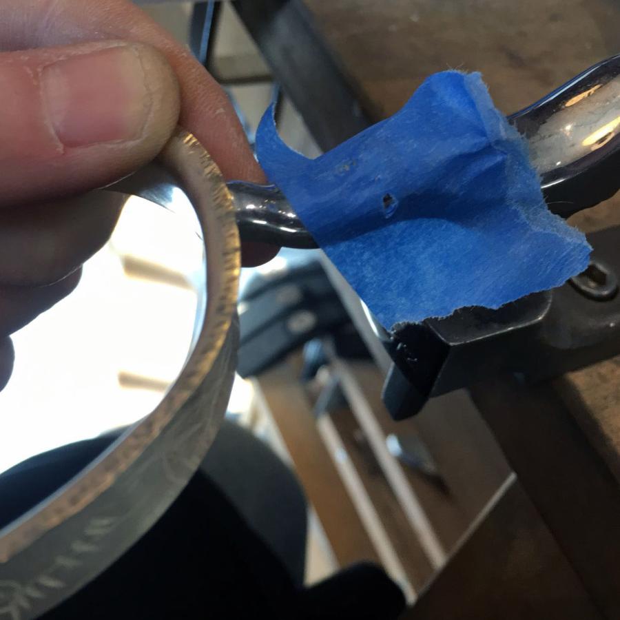 texturing the flange on the stake