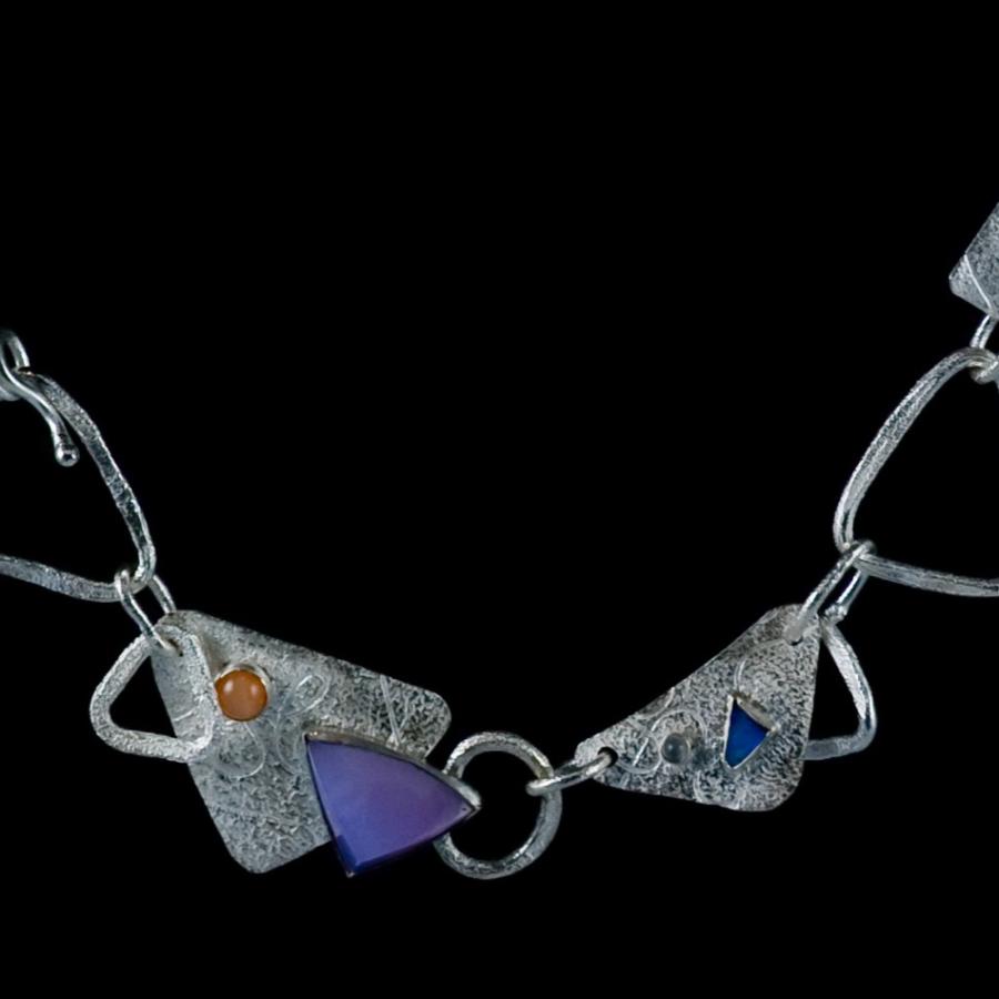 Silver chain with multiple stones