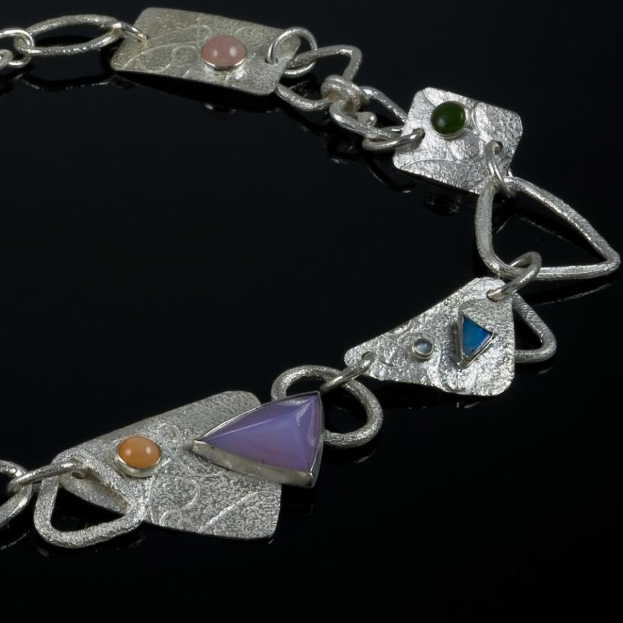 Silver chain with multiple stones
