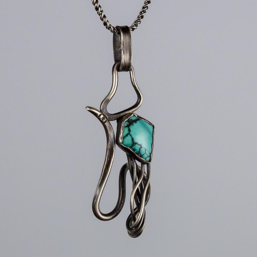 Silver pendant with turquoise 