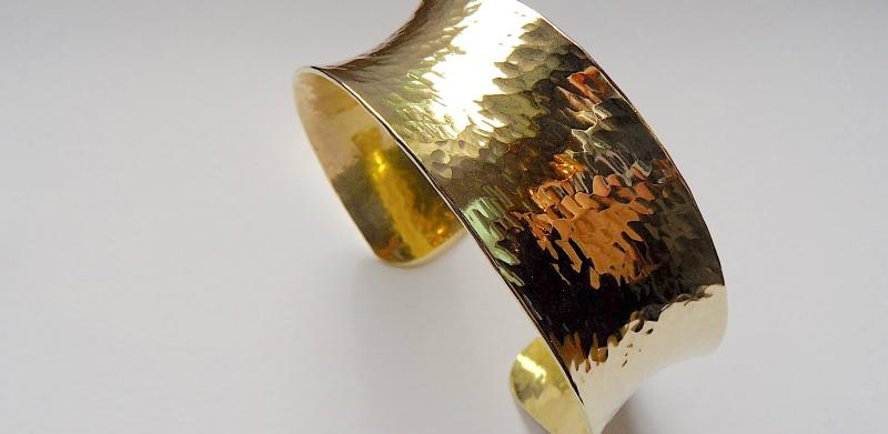 This bracelet is an anticlastic example from the forming: anticlastic/synclastic passport class.