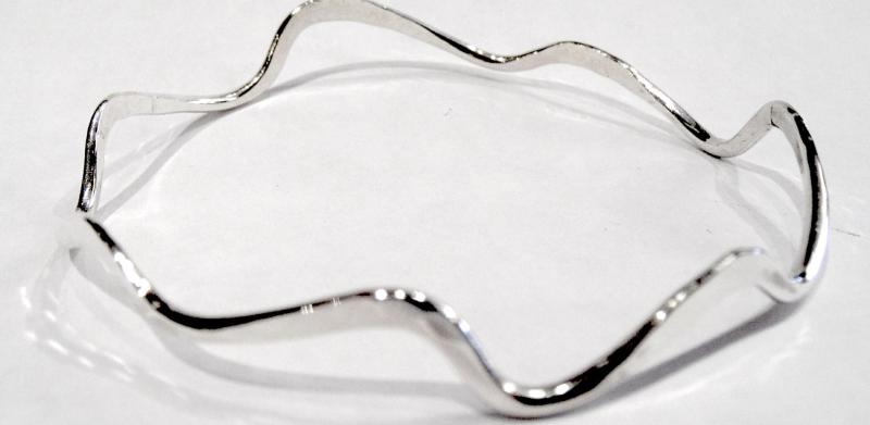 A sterling silver bangle
