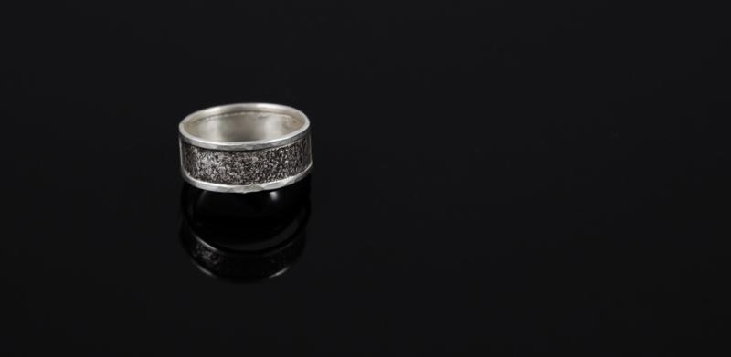 Textured silver band ring