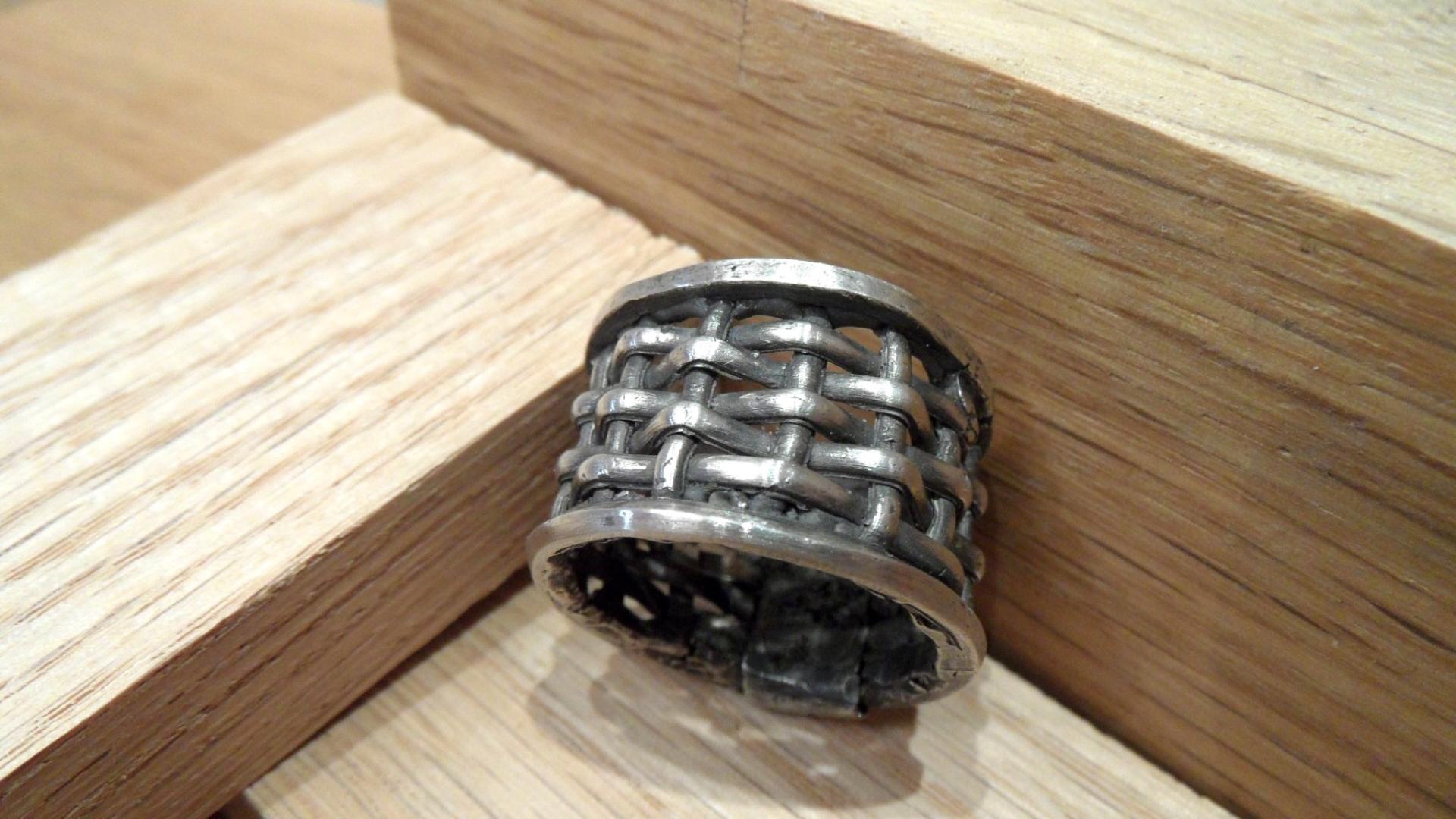 Cast silver ring
